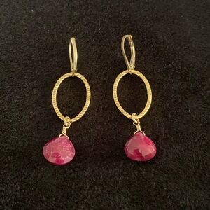 gold tone earrings
